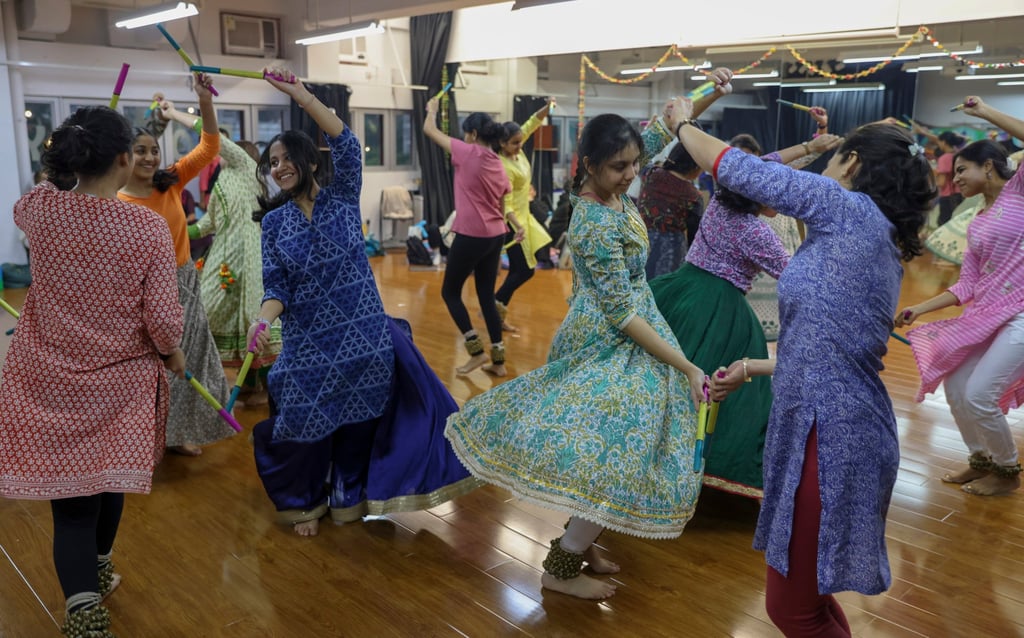 Dancers rehearse for “Krishnarpanam” at Beyond Bollywood’s studio in Tai Po. Photo: Yik Yeung-man Dancers rehearse for “Krishnarpanam” at Beyond Bollywood’s studio in Tai Po. Photo: Yik Yeung-man