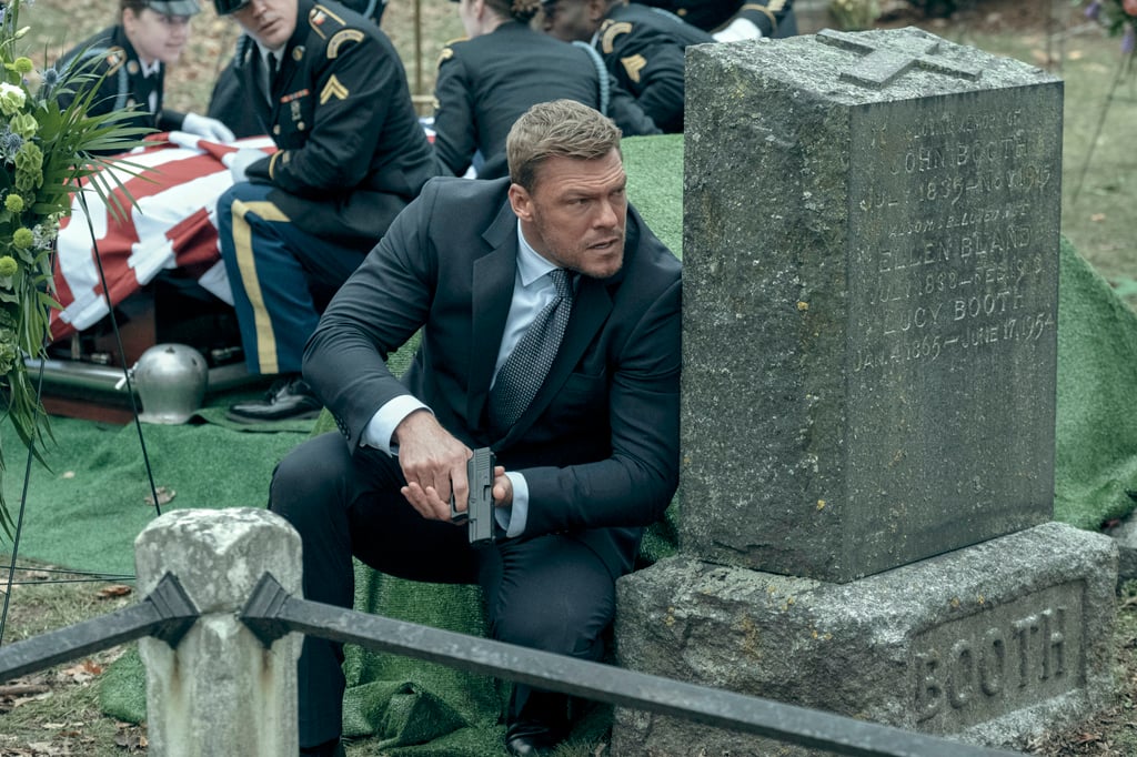 Alan Ritchson in an exciting scene from Prime Video’s hit series Reacher. Photo: Prime Video Alan Ritchson in an exciting scene from Prime Video’s hit series Reacher. Photo: Prime Video