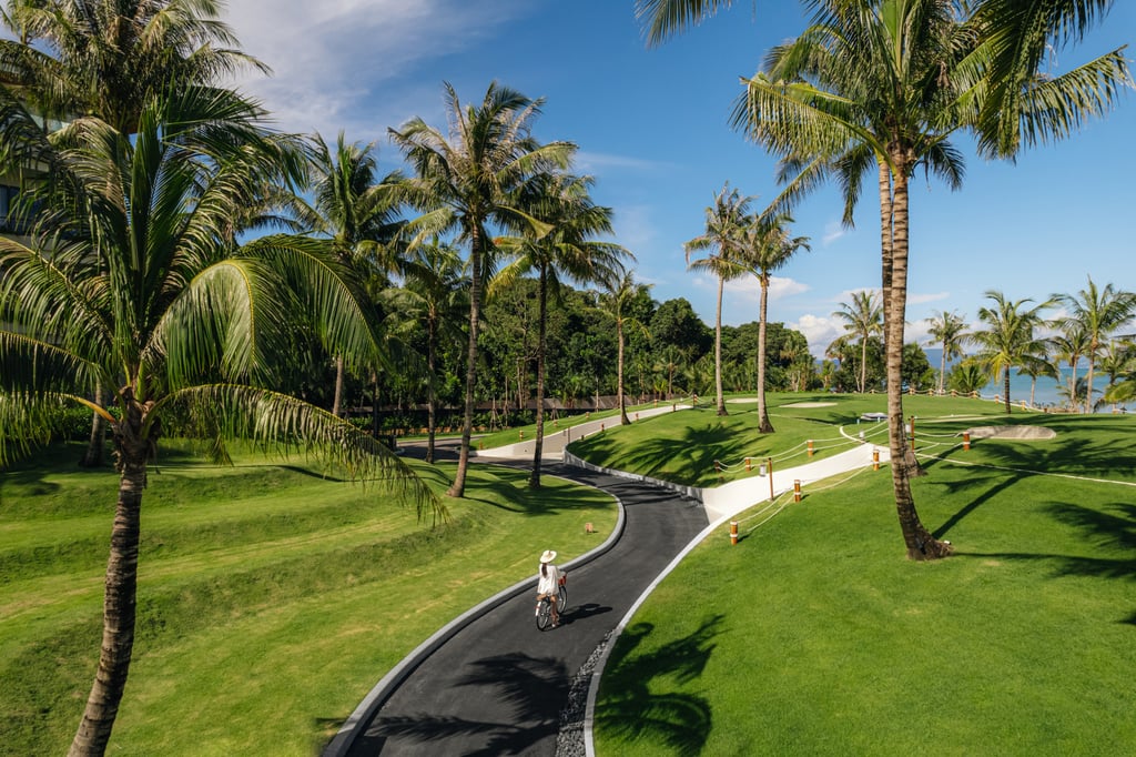 Anantara Koh Yao Yai Resort & Villas sits on a lush island in the middle of Phang Nga Bay Anantara Koh Yao Yai Resort & Villas sits on a lush island in the middle of Phang Nga Bay