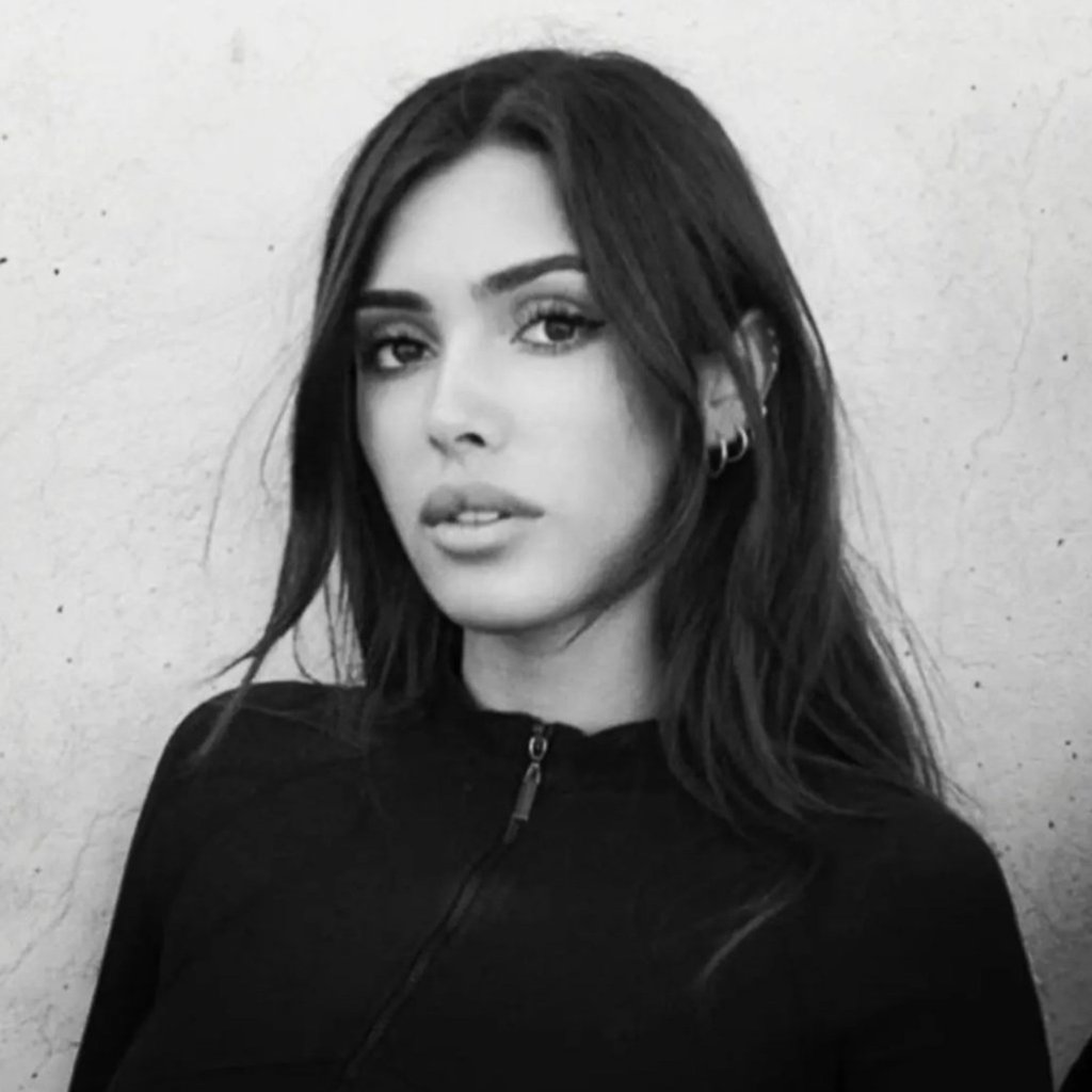 Many online have pointed out the visual similarities between Bianca Censori and Kim Kardashian. Photo: @bianca.censori_official/Instagram