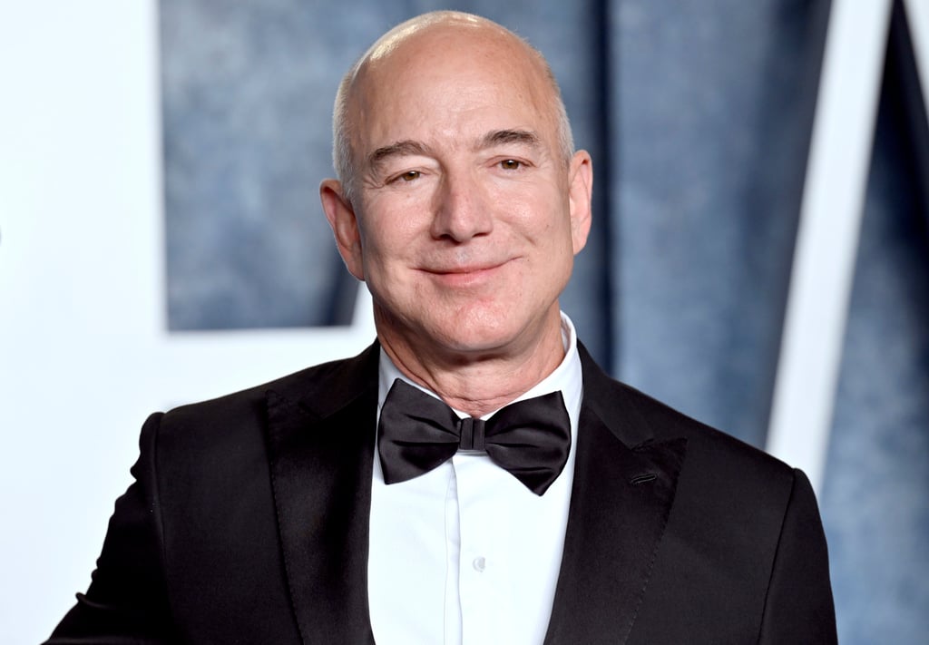 Jeff Bezos net worth is just US$15 billion behind Musk, threatening his crown as the world’s richest person. Photo: AP Jeff Bezos net worth is just US$15 billion behind Musk, threatening his crown as the world’s richest person. Photo: AP