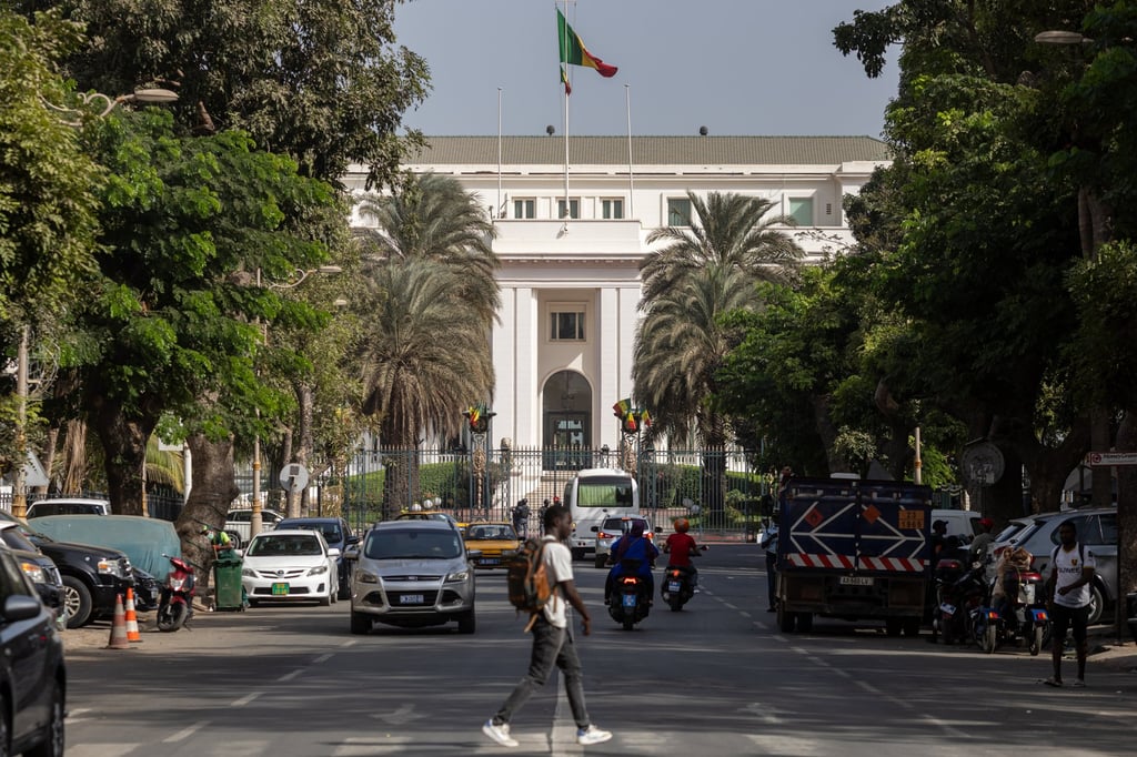 The Senegalese flag flies on the Presidential Palace in Dakar on February 3. Photo: EPA-EFE The Senegalese flag flies on the Presidential Palace in Dakar on February 3. Photo: EPA-EFE
