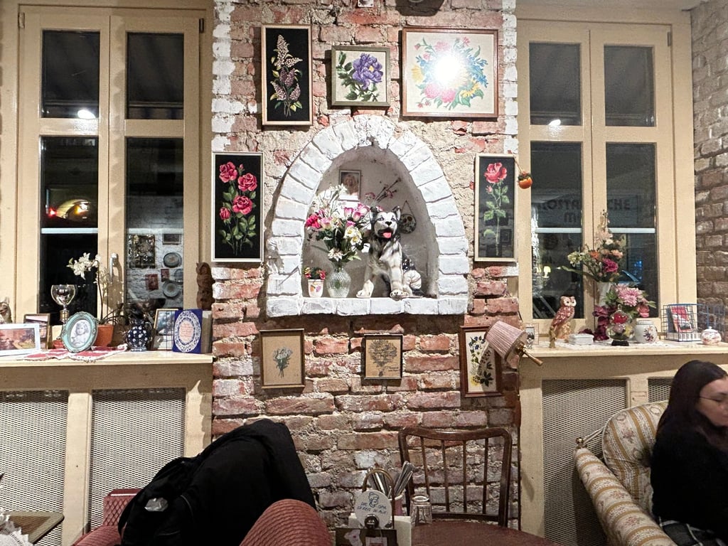 The cafe’s interior is full of knick-knacks including porcelain animal figurines. Photo: Shoaib Shafi The cafe’s interior is full of knick-knacks including porcelain animal figurines. Photo: Shoaib Shafi