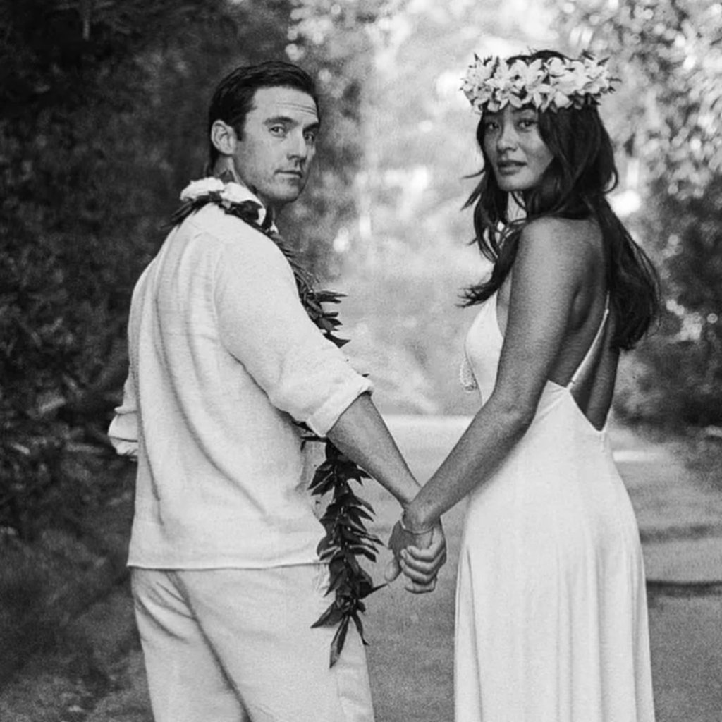 Milo Ventimiglia and Jarah Mariano at their wedding. Photo: @loganhotzberger/Instagram Milo Ventimiglia and Jarah Mariano at their wedding. Photo: @loganhotzberger/Instagram