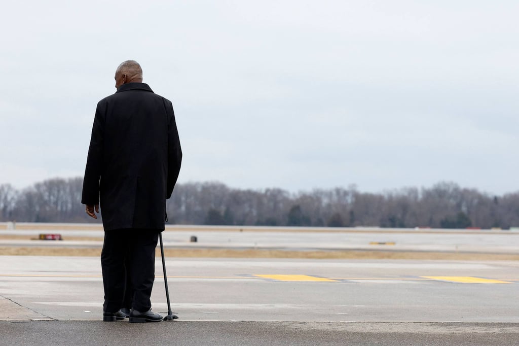 Defence chief Lloyd Austin using a walking stick earlier this month. Photo: AFP