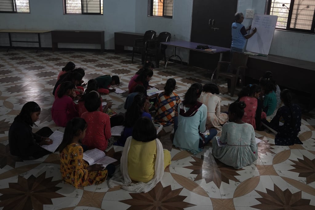 Children at Happy Indian Village learn English and Hindi. Photo: Bhat Burhan