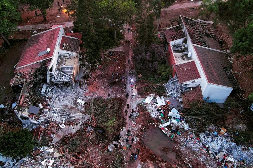 The aftermath of the October 7 attack by Hamas gunmen in Kibbutz Be’eri in southern Israel. Photo: Reuters