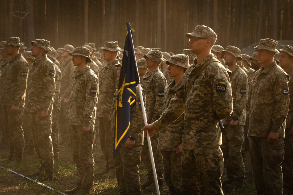 Newly recruited soldiers conclude their military training. Photo: AP Newly recruited soldiers conclude their military training. Photo: AP