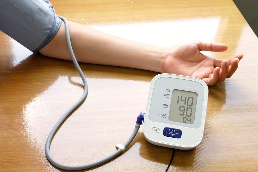 Once blood pressure reaches the threshold of 140 mmHg – the systolic, higher measure, diastolic being the lower – patients are often treated with daily medication to reduce the risk of a heart attack. Photo: Shutterstock Once blood pressure reaches the threshold of 140 mmHg – the systolic, higher measure, diastolic being the lower – patients are often treated with daily medication to reduce the risk of a heart attack. Photo: Shutterstock