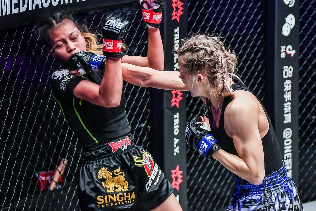 Ekaterina Vandaryeva (right) punches Supergirl. Photo: ONE Championship Ekaterina Vandaryeva (right) punches Supergirl. Photo: ONE Championship
