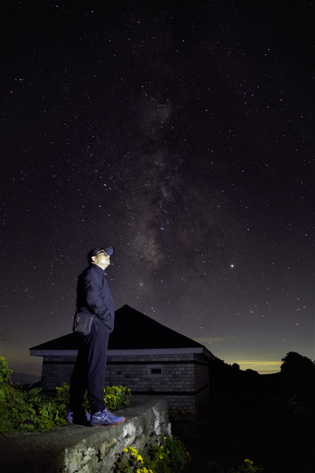 Ramashish Ray stands with the Milky Way in the background, at Hatu Peak, in the northern Indian state of Himachal Pradesh. Photo: Starscapes Ramashish Ray stands with the Milky Way in the background, at Hatu Peak, in the northern Indian state of Himachal Pradesh. Photo: Starscapes