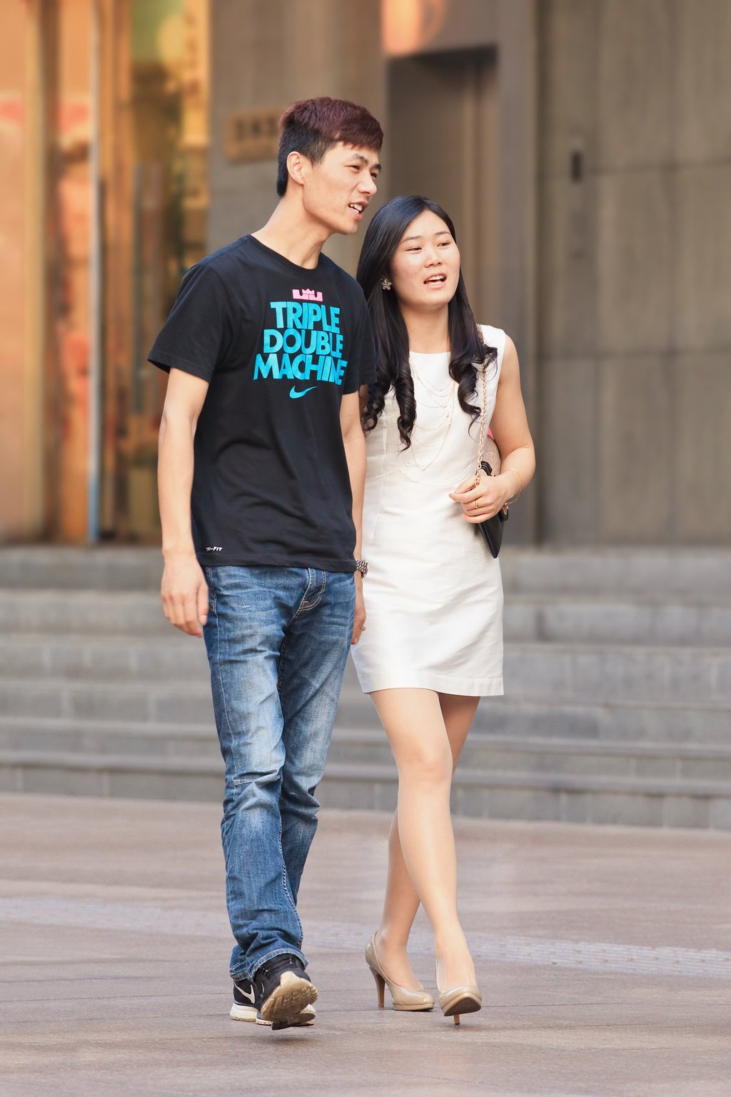 Large numbers of men on dating websites in China say they are looking for a woman who is shorter than them. Photo: Shutterstock Large numbers of men on dating websites in China say they are looking for a woman who is shorter than them. Photo: Shutterstock