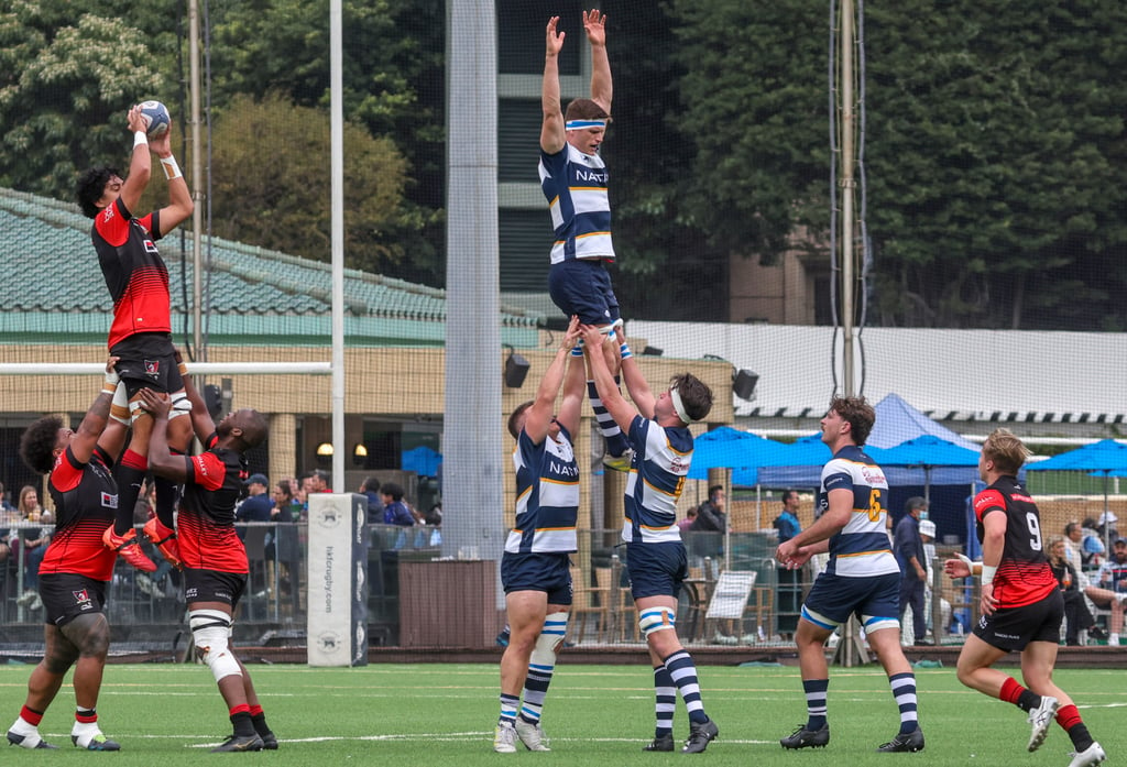 Zinzan Hansen of Valley collects a lineout throw at Hong Kong Football Club on Saturday. Photo: Yik Yeung-man