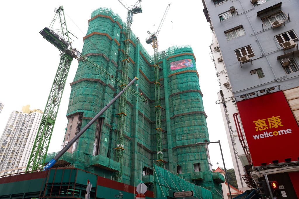 Construction continues at Henderson Land’s Belgravia Place on Berwick Street, Shek Kip Mei. Photo: Yik Yeung-man