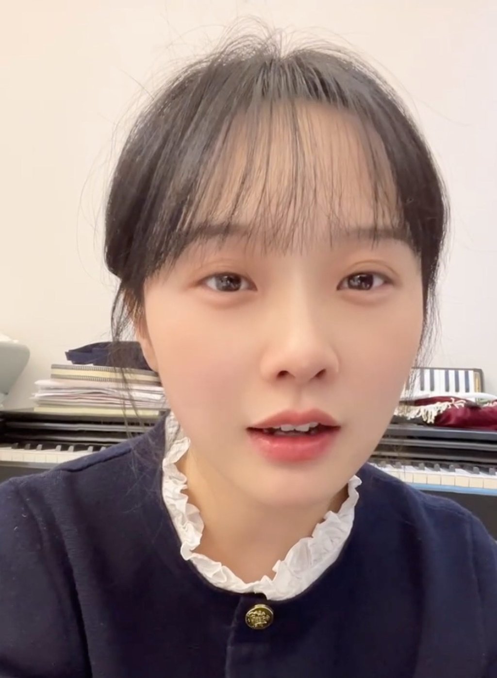The former nursery school teacher, who is now an online celebrity, says she is determined to dispel the sex-for-sale rumours about her. Photo: Weibo