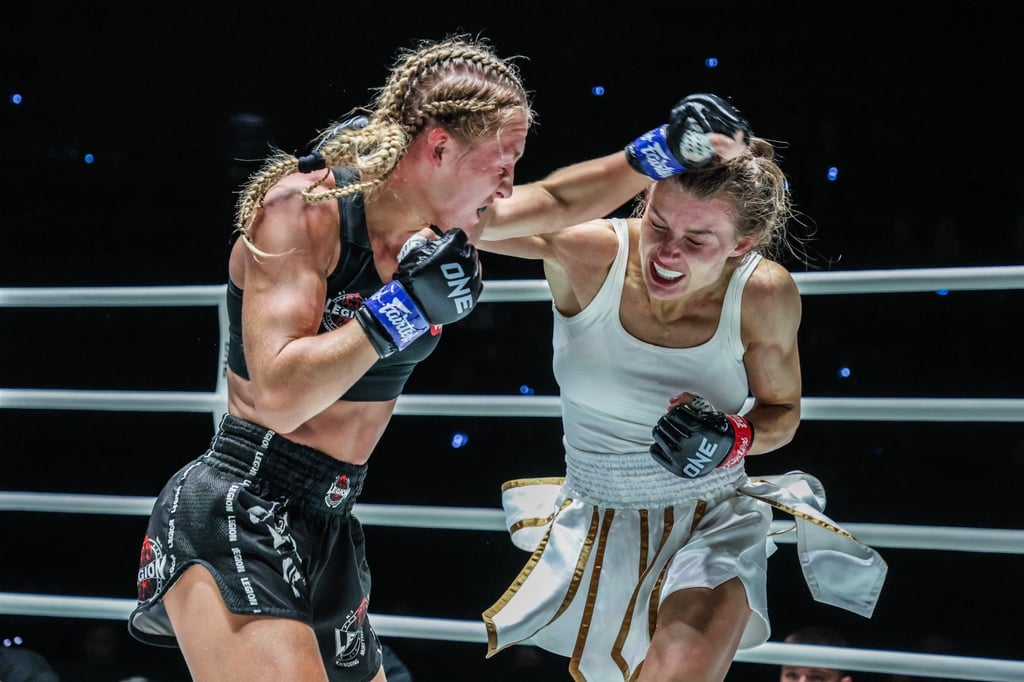 Ekaterina Vandaryeva (right) punches Martyna Kierczynska in their ONE Fight Night 20 bout. Photo: ONE Championship Ekaterina Vandaryeva (right) punches Martyna Kierczynska in their ONE Fight Night 20 bout. Photo: ONE Championship