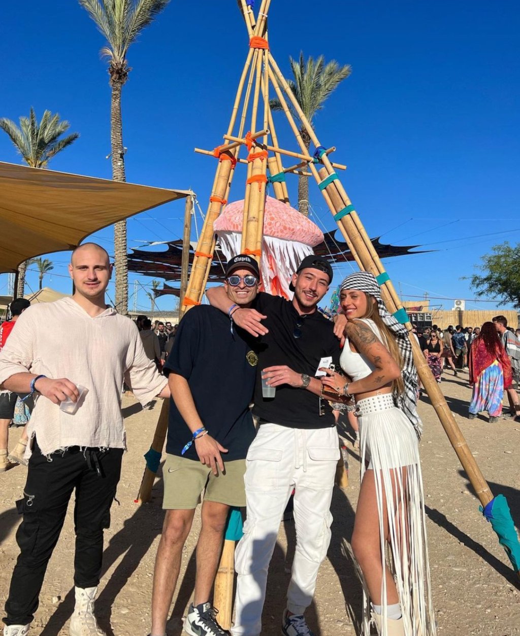 Mia Schem (right) in a photo posted to her Instagram. Photo: @mia_schem/Instagram Mia Schem (right) in a photo posted to her Instagram. Photo: @mia_schem/Instagram