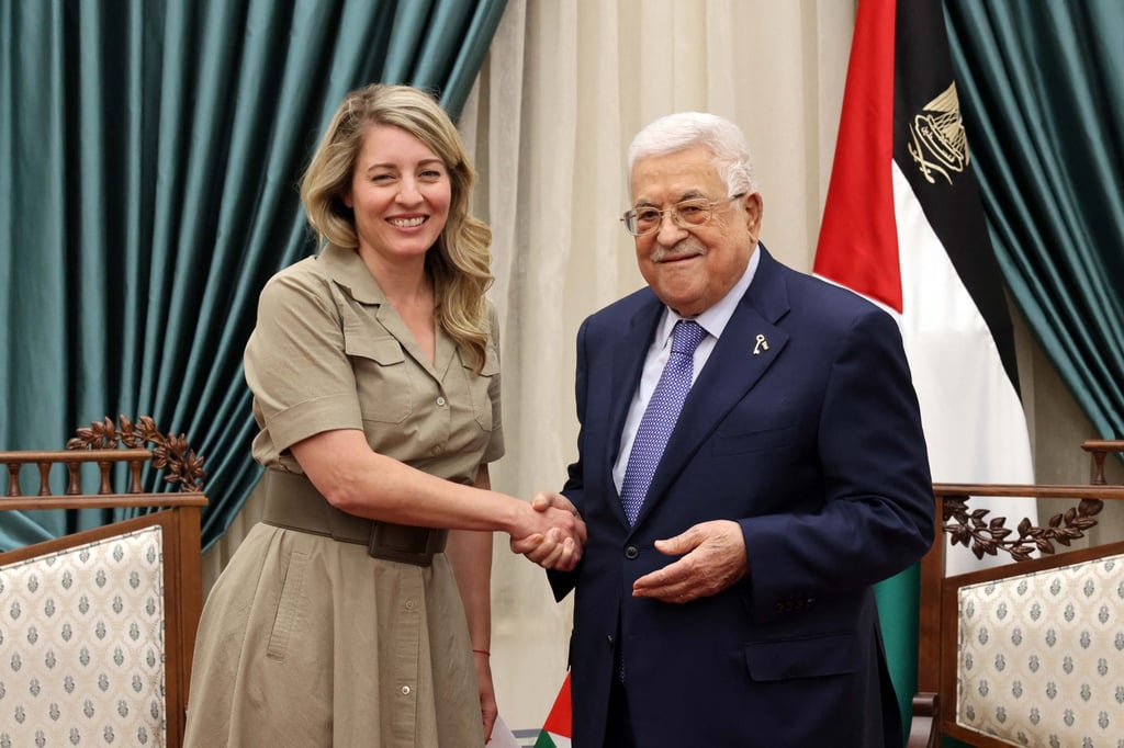 Canada’s Minister of Foreign Affairs Melanie Joly meets Palestinian President Mahmoud Abbas in Ramallah on March 12. Photo: PPO via AFP