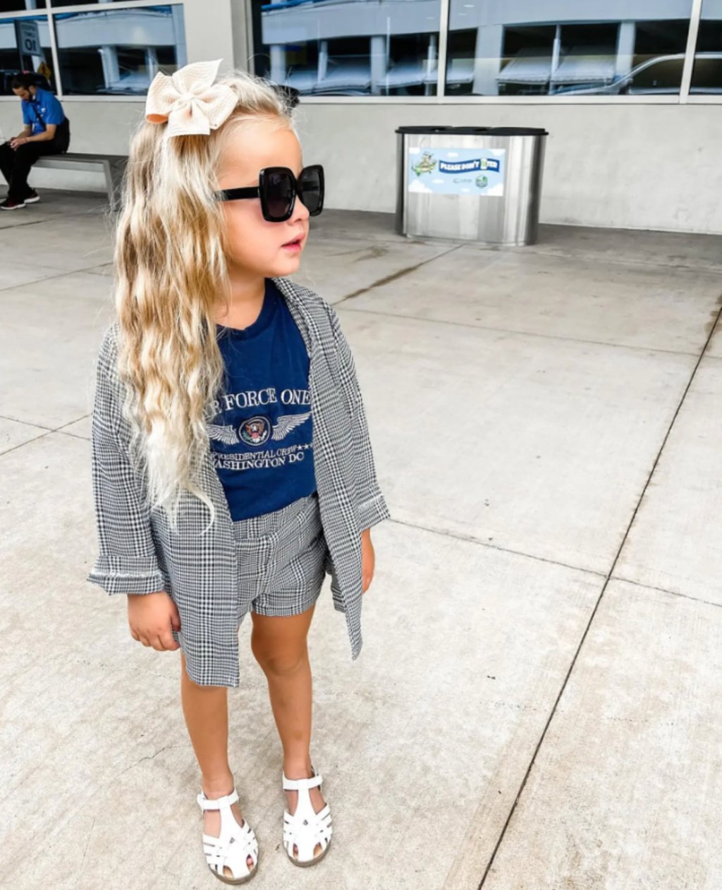 Navy Joan Roberts is now a stylish little four year old. Photo: @lundentownn_/Instagram Navy Joan Roberts is now a stylish little four year old. Photo: @lundentownn_/Instagram
