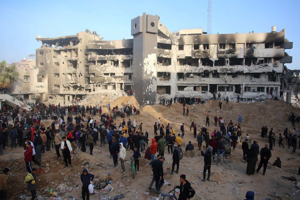 The damage at Gaza’s al-Shifa hospital after the Israeli military withdrew from the complex. Photo: AFP The damage at Gaza’s al-Shifa hospital after the Israeli military withdrew from the complex. Photo: AFP