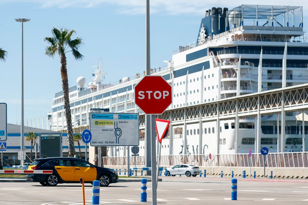 Some 69 Bolivian passengers on board the ship have no valid visa papers to enter the Schengen area, so they were denied the right to disembark. Photo: EPA-EFE