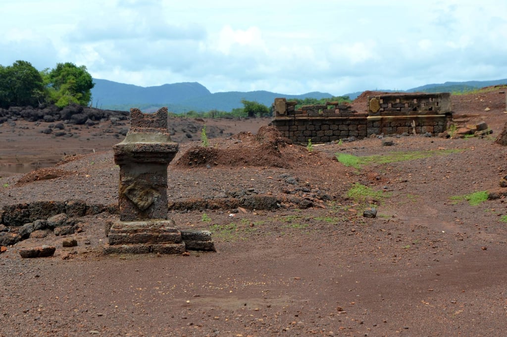 Remains of houses in Kurdi that reappear when the waters of the reservoir that drowned it decades ago recede. Photo: Arti Das