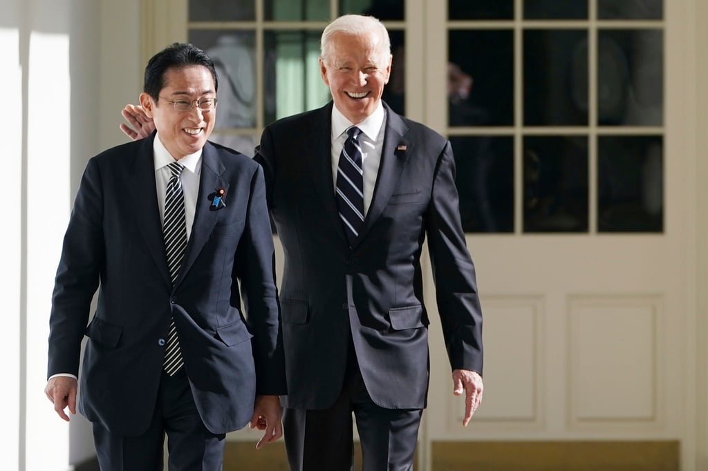US President Joe Biden and Japanese Prime Minister Fumio Kishida walk along the Colonnade of the White House in Washington on January 13, 2023. Photo: AP US President Joe Biden and Japanese Prime Minister Fumio Kishida walk along the Colonnade of the White House in Washington on January 13, 2023. Photo: AP