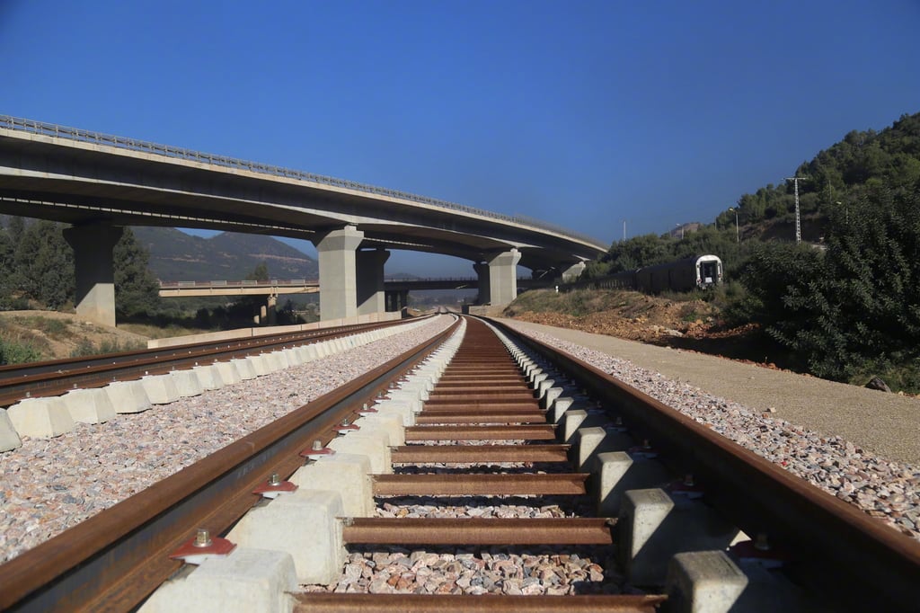 A lack of rail connections has thus far prevented Algeria from developing its large iron ore deposits in the southwest. Photo: Weibo A lack of rail connections has thus far prevented Algeria from developing its large iron ore deposits in the southwest. Photo: Weibo