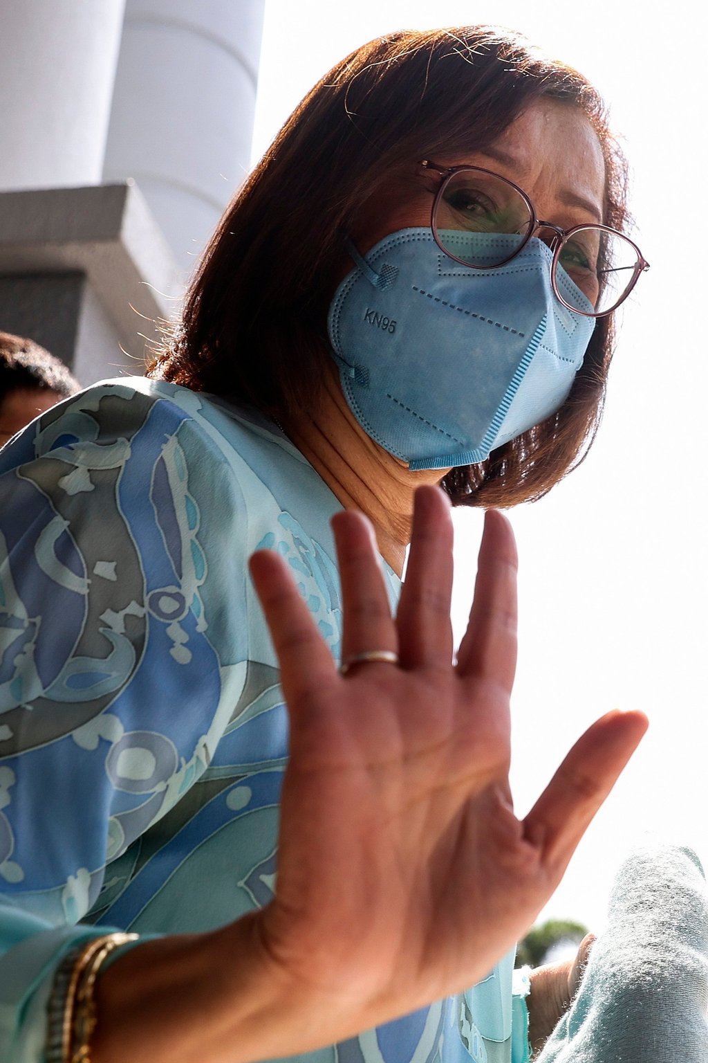 Nai’mah Abdul Khalid, wife of Malaysia’s former finance minister Daim Zainuddin, leaves a court in Kuala Lumpur on March 22. She and her husband have been charged with failing to declare assets. Photo: EPA-EFE Nai’mah Abdul Khalid, wife of Malaysia’s former finance minister Daim Zainuddin, leaves a court in Kuala Lumpur on March 22. She and her husband have been charged with failing to declare assets. Photo: EPA-EFE