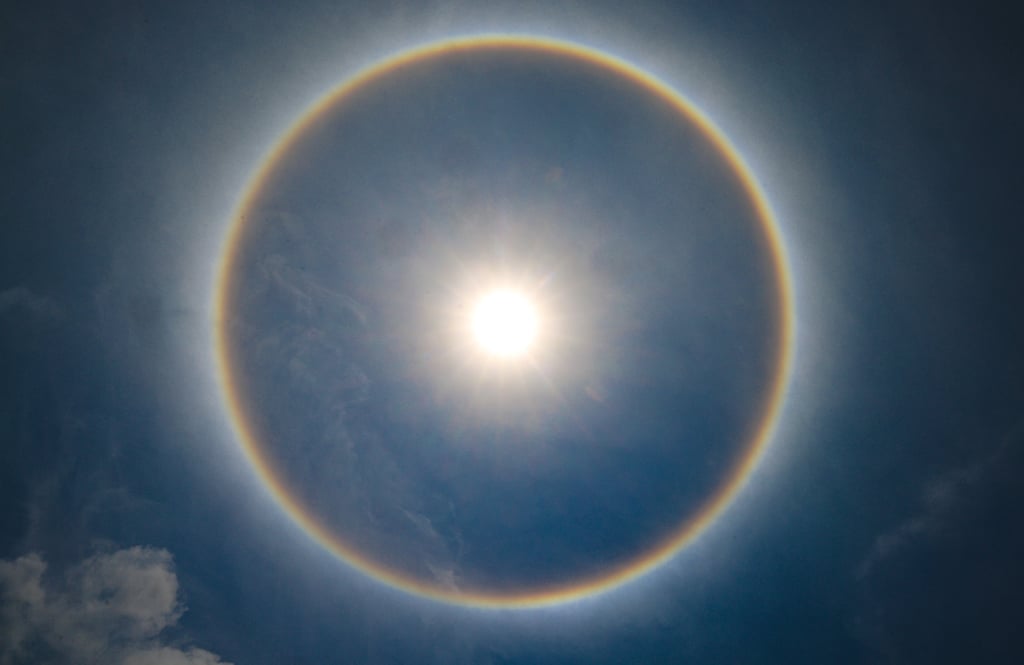 A halo around the sun, as seen from Tsim Sha Tsui. Photo: Jelly Tse A halo around the sun, as seen from Tsim Sha Tsui. Photo: Jelly Tse