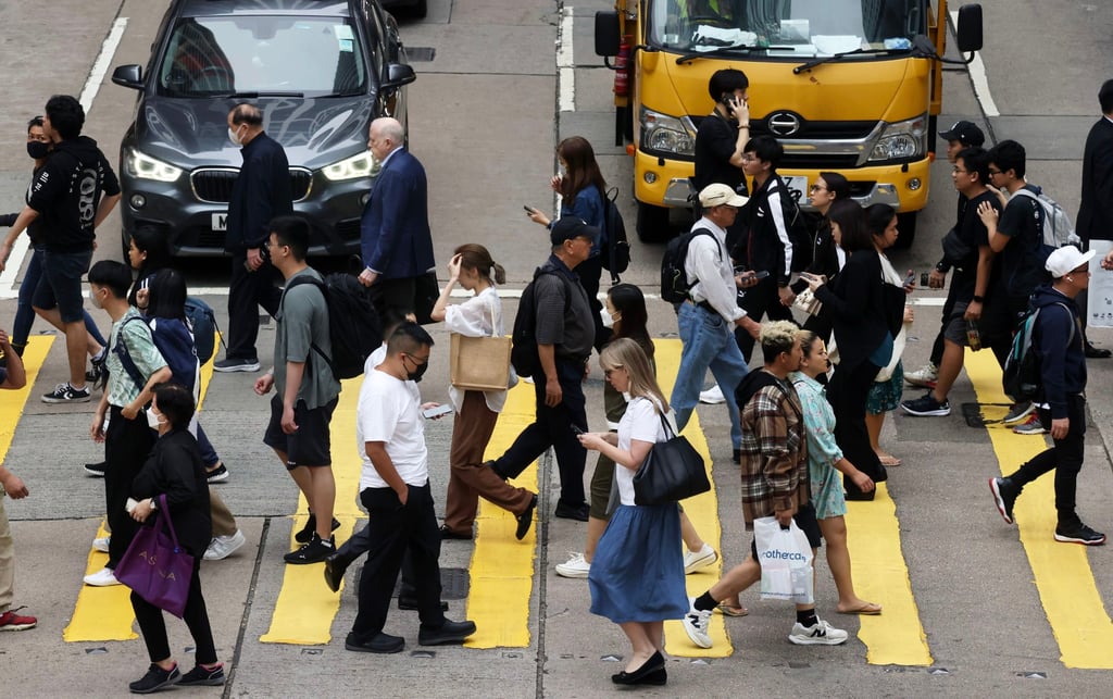 The Security Bureau also revealed 52,876 visas or entry permits for dependants were also approved for all categories in the same period. Photo: Jonathan Wong