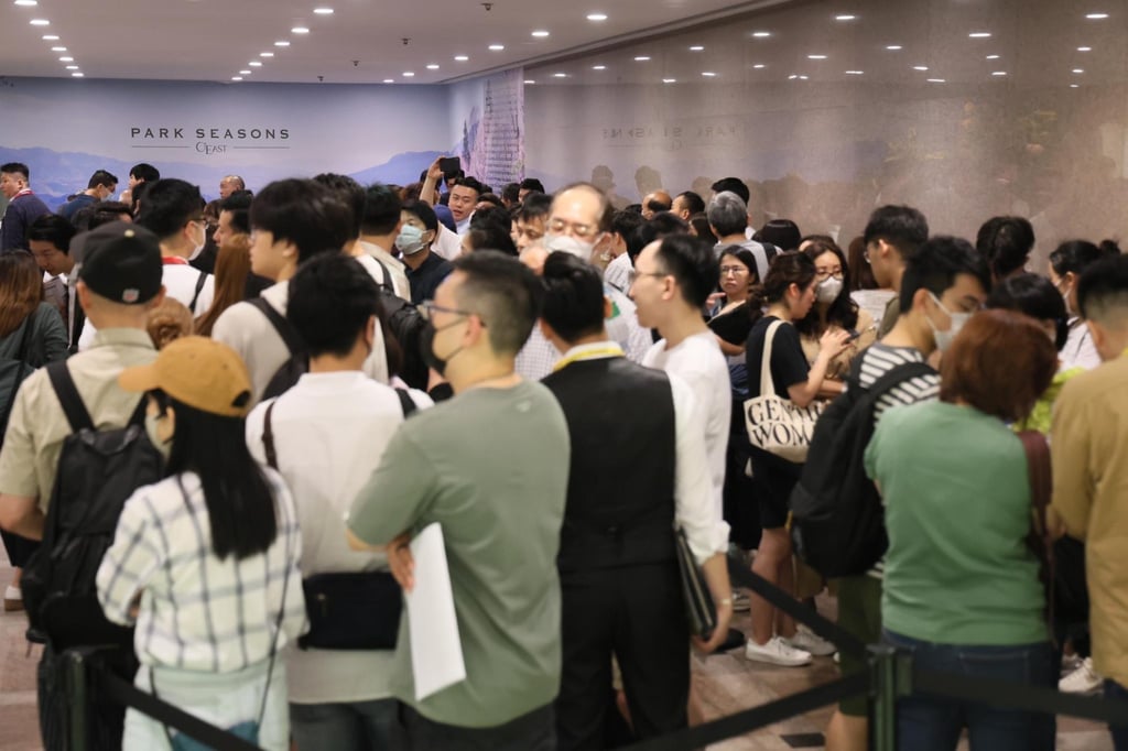 Buyers of Wheelock Properties’ Park Seasons flats at the Lohas Park in Tseung Kwan O on April 20, 2024. Photo: Handout Buyers of Wheelock Properties’ Park Seasons flats at the Lohas Park in Tseung Kwan O on April 20, 2024. Photo: Handout