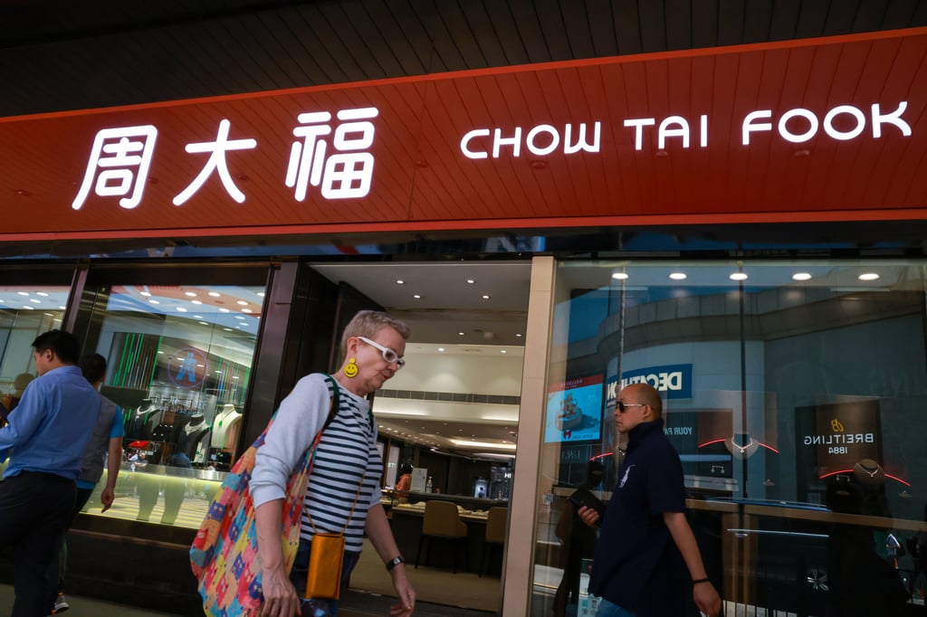 A Chow Tai Fook shop in Central. Photo: May Tse A Chow Tai Fook shop in Central. Photo: May Tse