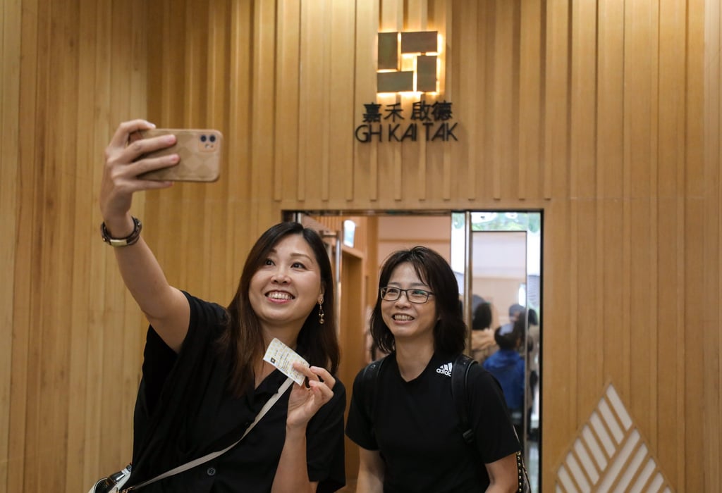 More delighted movie-goers with their HK$30 bargain basement tickets to see top box office attractions. Photo: Xiaomei Chen