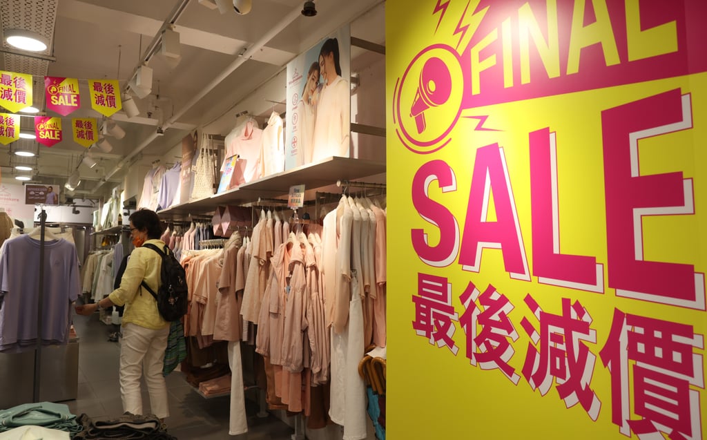 A customer browses at an apparel shop in Mong Kok. Photo: Yik Yeung-man