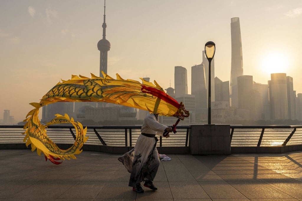 A person flies a dragon-shaped kite on the Bund in Shanghai on January 29, 2024. Photo: Bloomberg A person flies a dragon-shaped kite on the Bund in Shanghai on January 29, 2024. Photo: Bloomberg