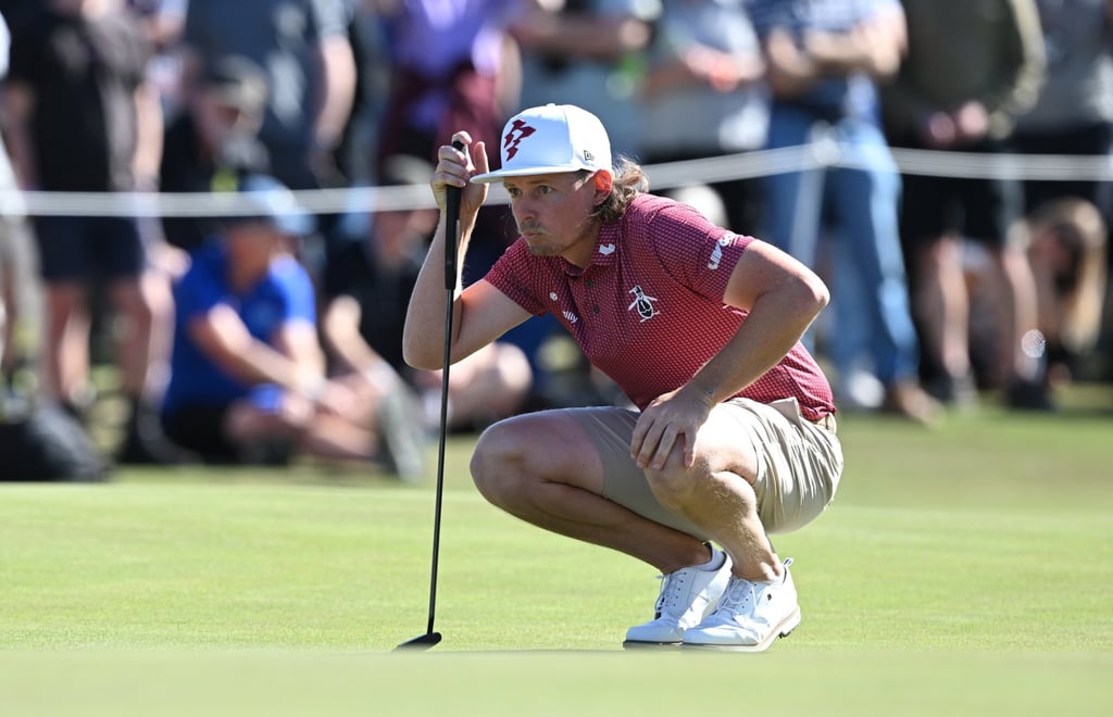 Ripper GC captain Cameron Smith lines up a putt during the final round in Adelaide. Photo: EPA-EFE