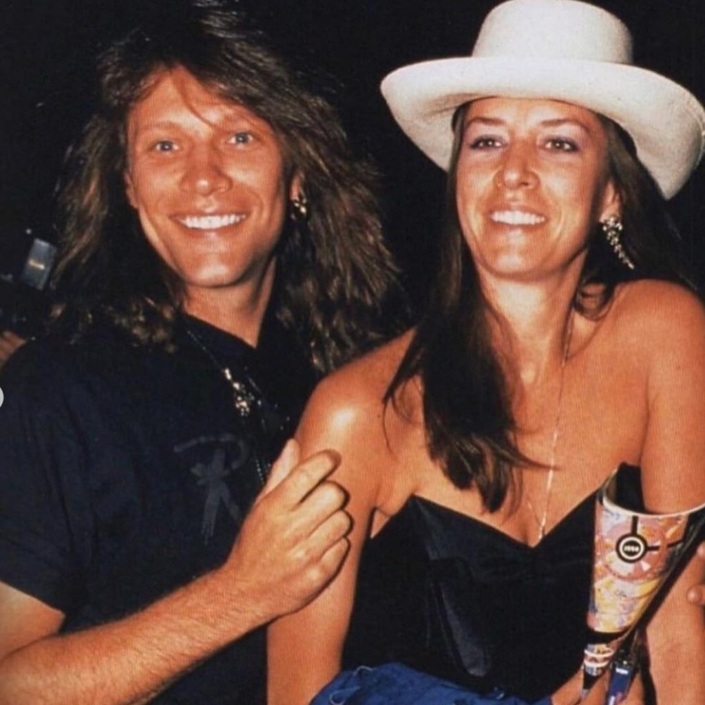 Jon Bon Jovi and his wife Dorothea Hurley during their younger days. Photo: @j_bonjovi/Instagram Jon Bon Jovi and his wife Dorothea Hurley during their younger days. Photo: @j_bonjovi/Instagram