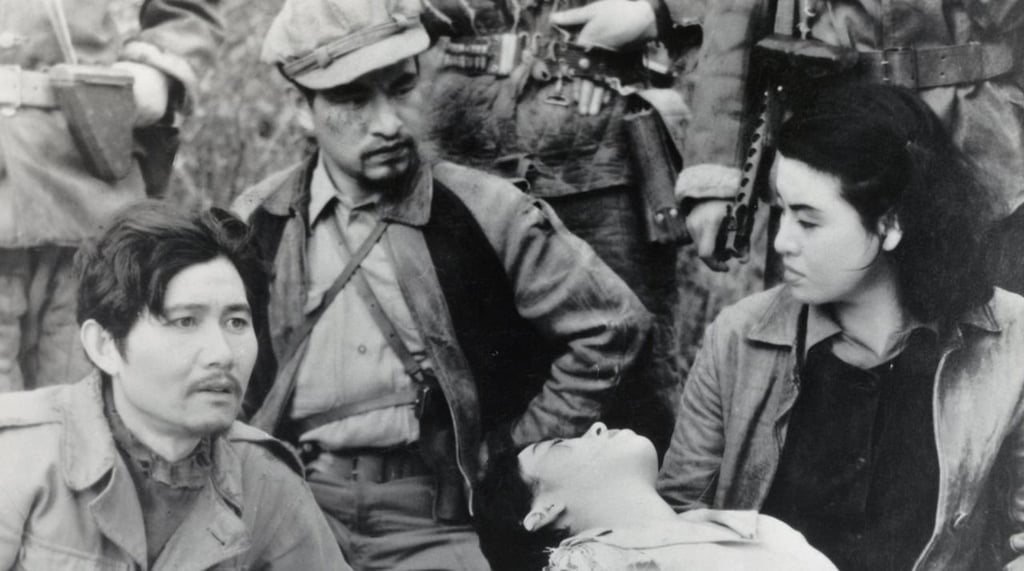 A still from South Korean film Piagol (1955).