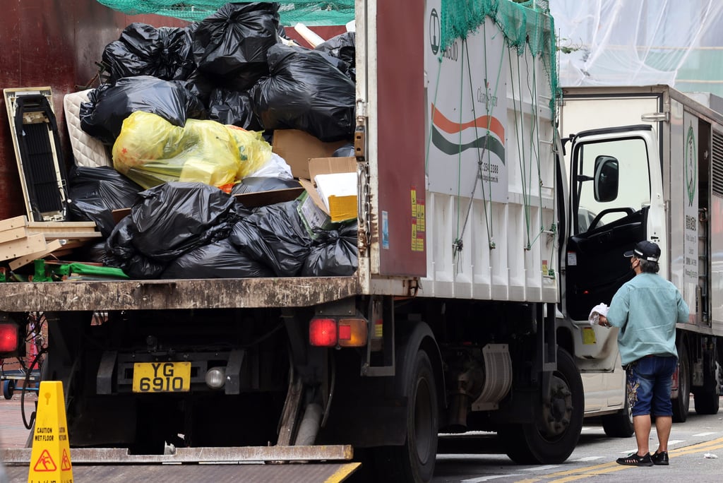 Hong Kong’s lowest paid workers are to get wage rises each year under a new mechanism linked to inflation and economic growth, instead of a review every two years. Photo: Jelly Tse