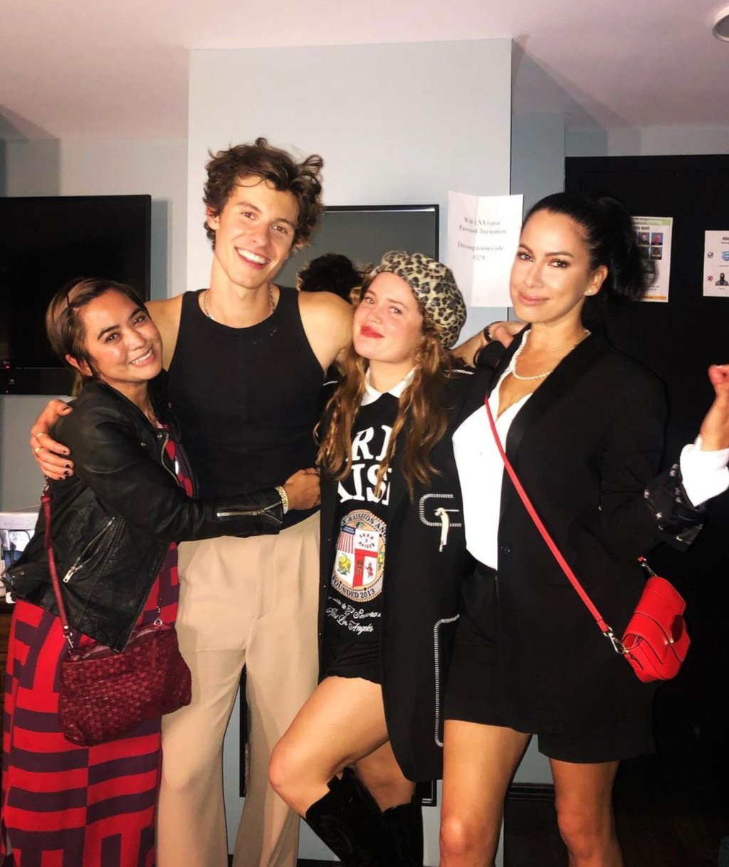 Who is Shawn Mendes chiropractor and rumoured girlfriend Dr Jocelyne Miranda who s much older than him The 52 year old also treats A list clients Hailey and Justin Bieber and Kendall Jenner South