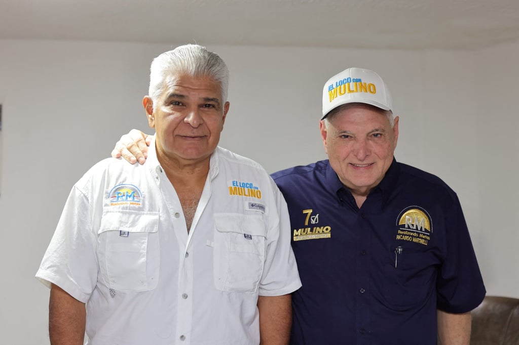 Jose Raul Mulino poses with ex-president Ricardo Martinelli. Photo: Press Office of Jose Raul Mulino via Reuters