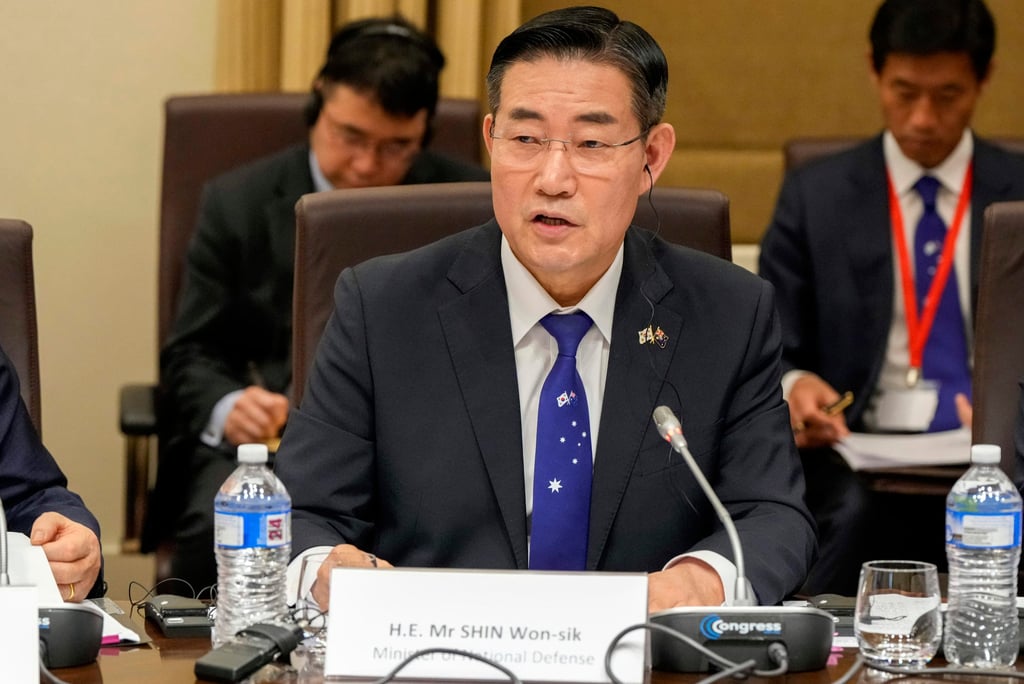 South Korean Defence Minister Shin Won-sik speaks during a meeting with Australian officials in Melbourne on May 1. Photo: AP