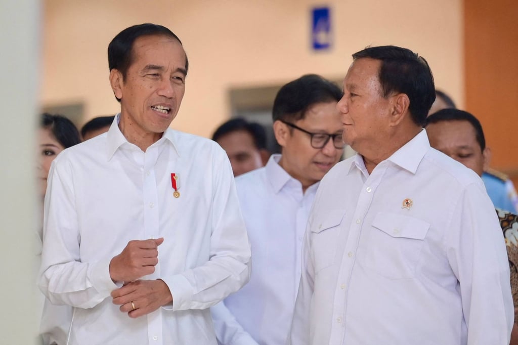 Under incumbent leader, President Joko Widodo (left), Indonesia has maintained an open foreign policy approach, and that is something incoming leader Prabowo Subianto wants to continue. Photo: AFP