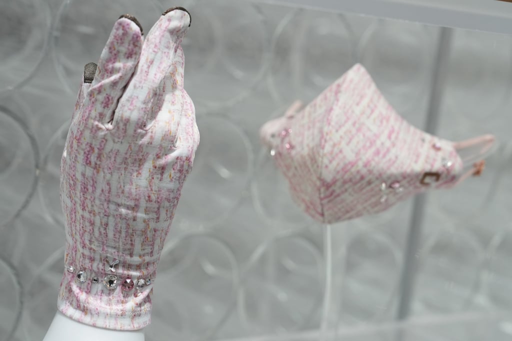 Anti-viral face mask and gloves made by Hong Kong start-up Innotier. Photo: Elson Li Anti-viral face mask and gloves made by Hong Kong start-up Innotier. Photo: Elson Li