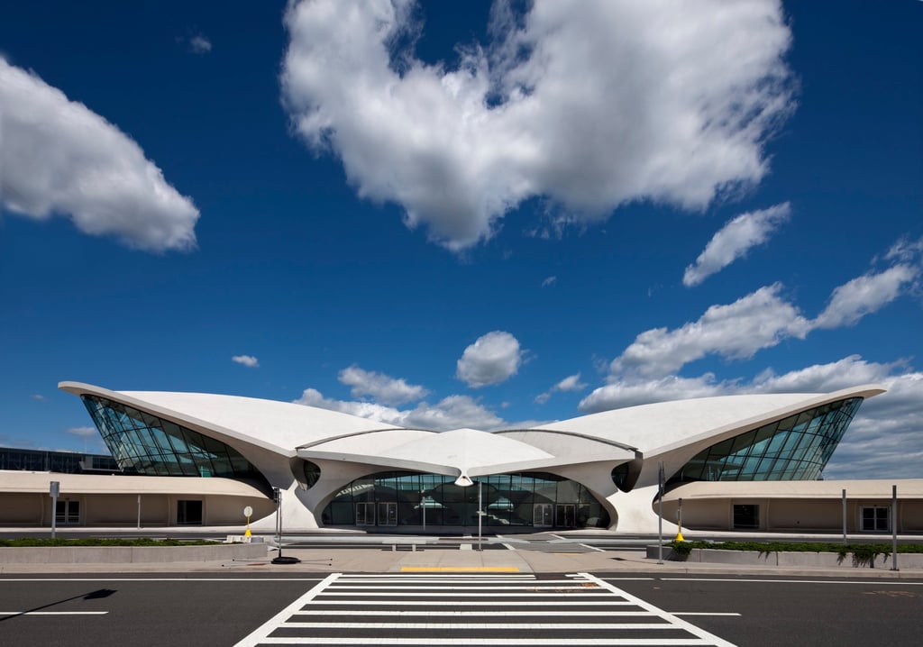 Eero Saarinen’s TWA Flight Centre at New York’s JFK Airport was the setting of a Louis Vuitton cruise show in 2019