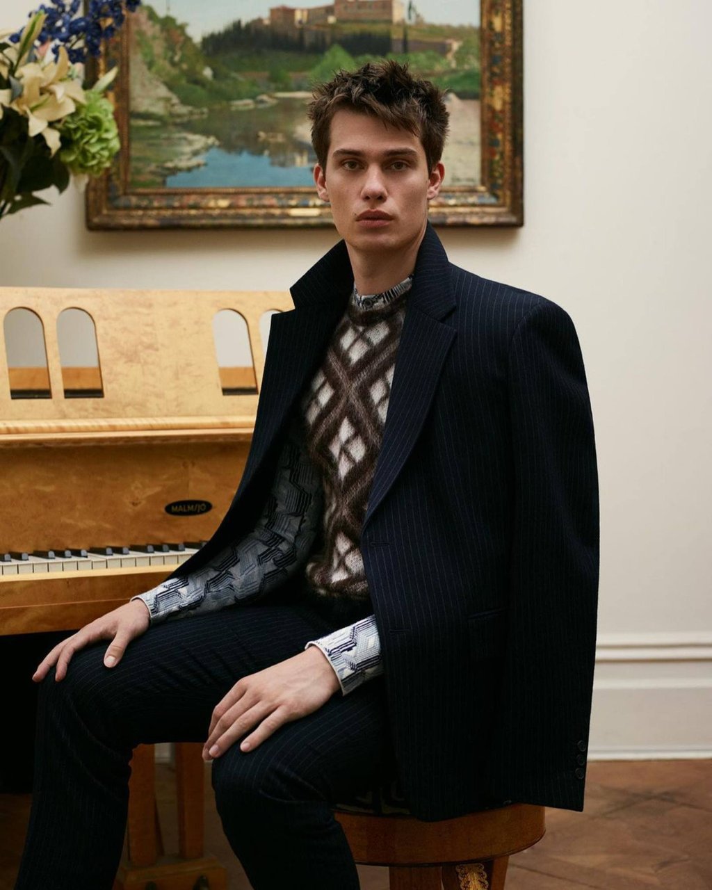 Nicholas Galitzine has sent fans into a frenzy as they try to figure out who his latest girlfriend is. Photo: @nicholasgalitzine/Instagram