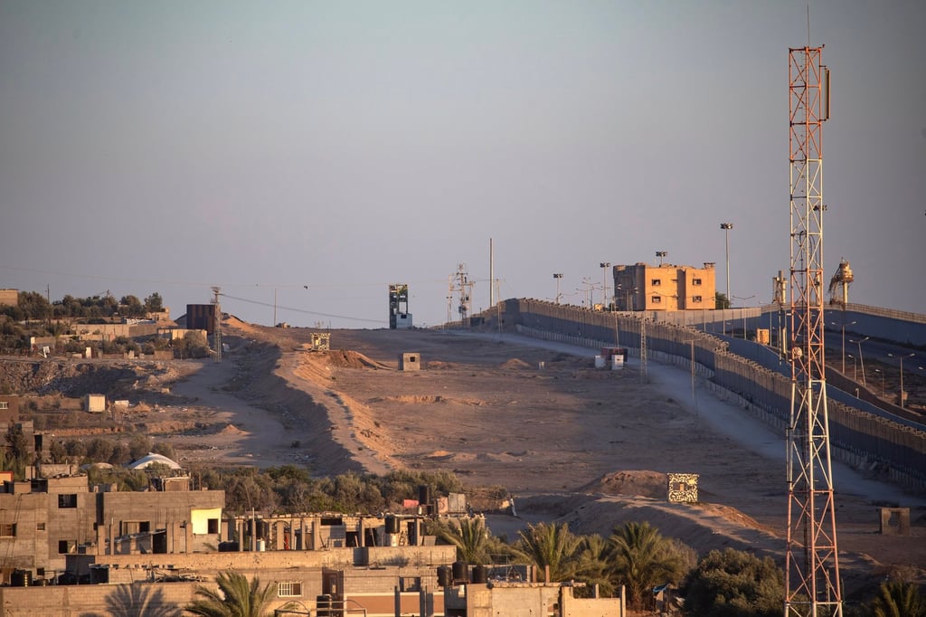 The border fence between the Gaza Strip and Egypt in Rafah, southern Gaza. Photo: EPA-EFE