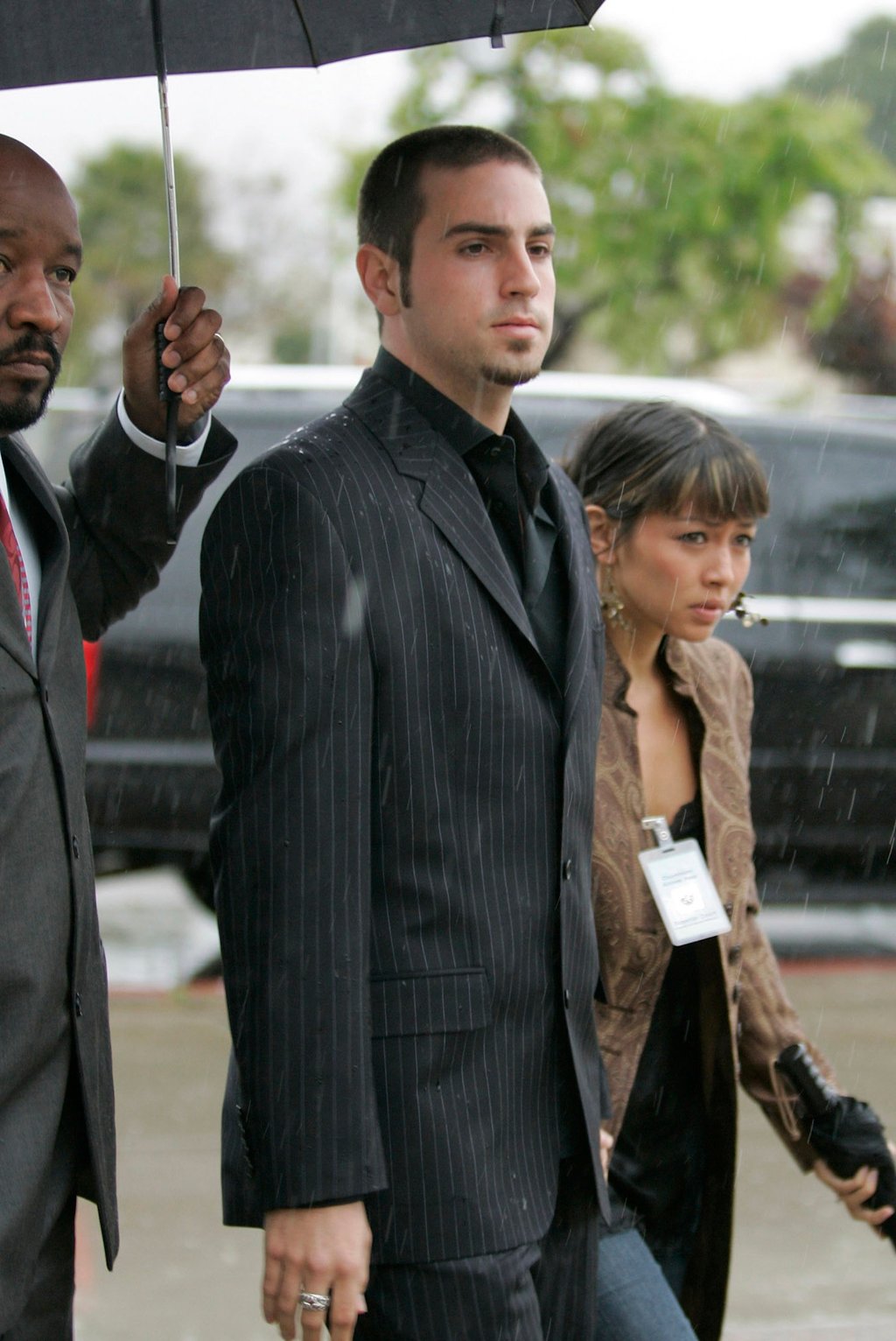 Defence witness for the Michael Jackson child molestation trial, Wade Robson (centre), arrives for court at the Santa Barbara County Courthouse in Santa Maria, California, in 2005. Photo: AP Photo Defence witness for the Michael Jackson child molestation trial, Wade Robson (centre), arrives for court at the Santa Barbara County Courthouse in Santa Maria, California, in 2005. Photo: AP Photo