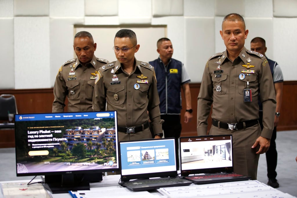 Thai police cracked down on illegal business in Phuket and arrested dozens of suspects, who are alleged to be running illegal foreign business, helping foreigners stay in the country. Photo: EPA-EFE Thai police cracked down on illegal business in Phuket and arrested dozens of suspects, who are alleged to be running illegal foreign business, helping foreigners stay in the country. Photo: EPA-EFE